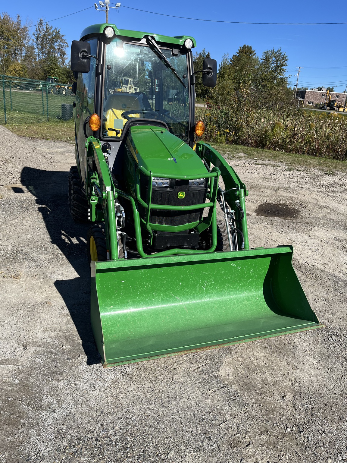 2024 John Deere 1025R Image 7