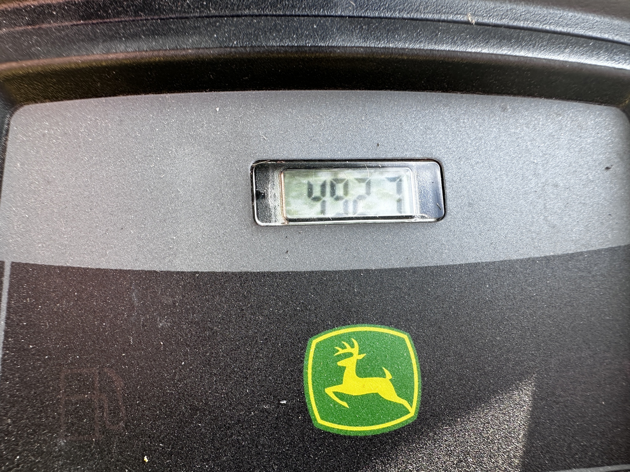 2011 John Deere X300 Image 9