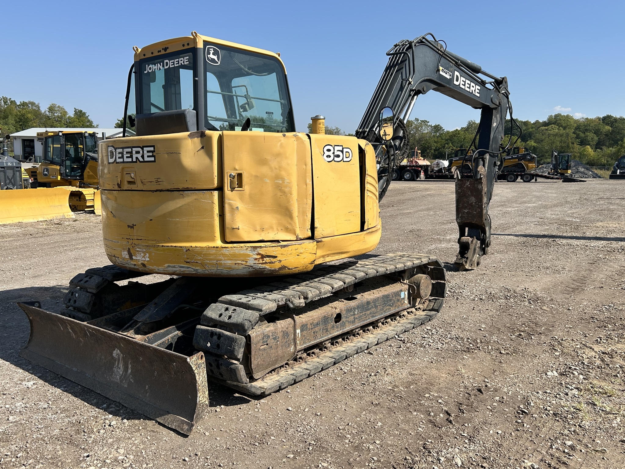 2012 John Deere 85D Image 3