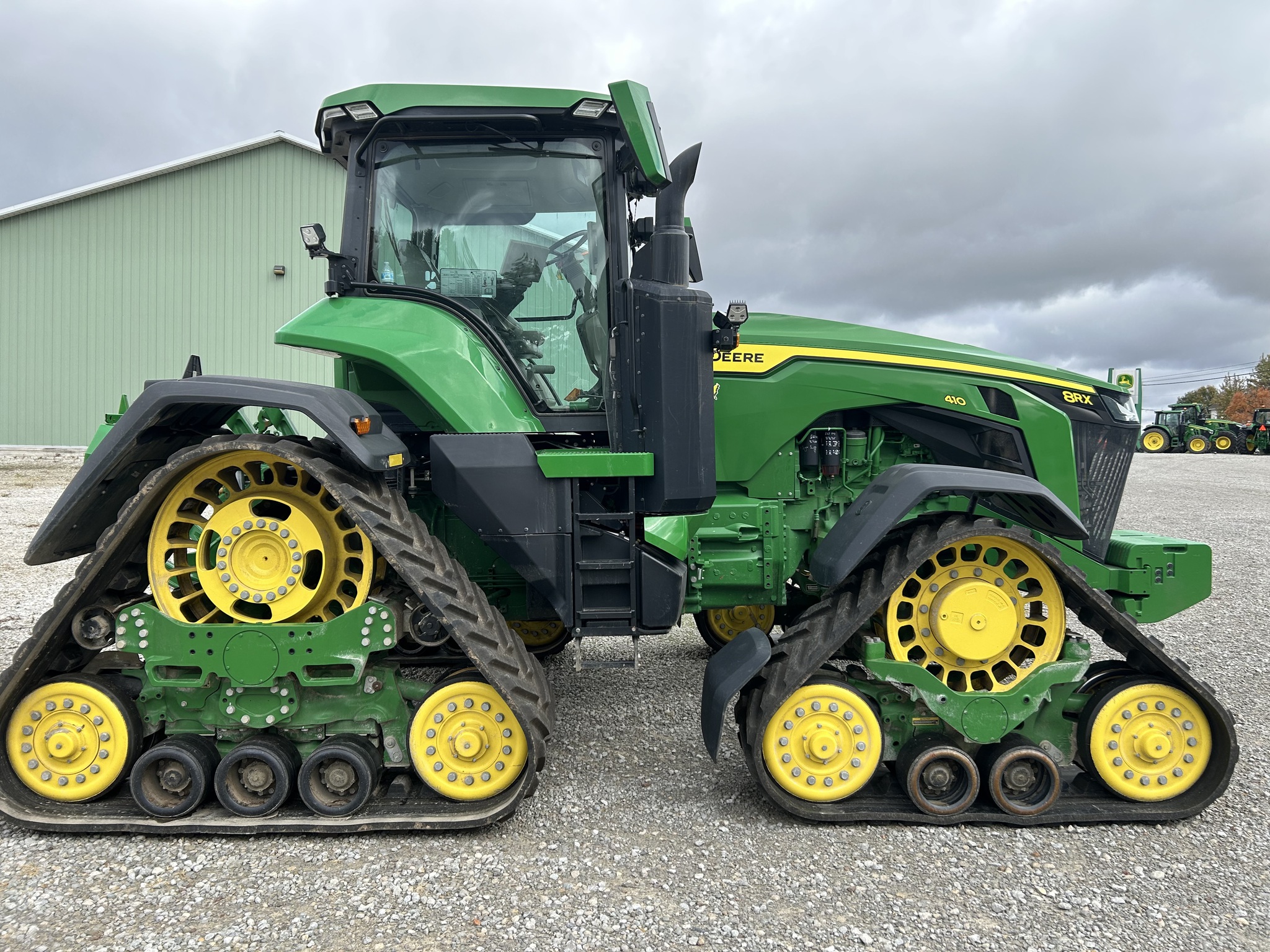 2023 John Deere 8RX 410 Image 2