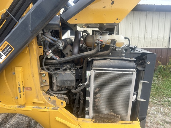 Photo of 2024 John Deere 333G