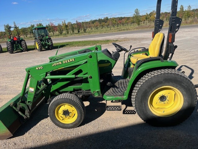 2002 John Deere 4410 Image 1