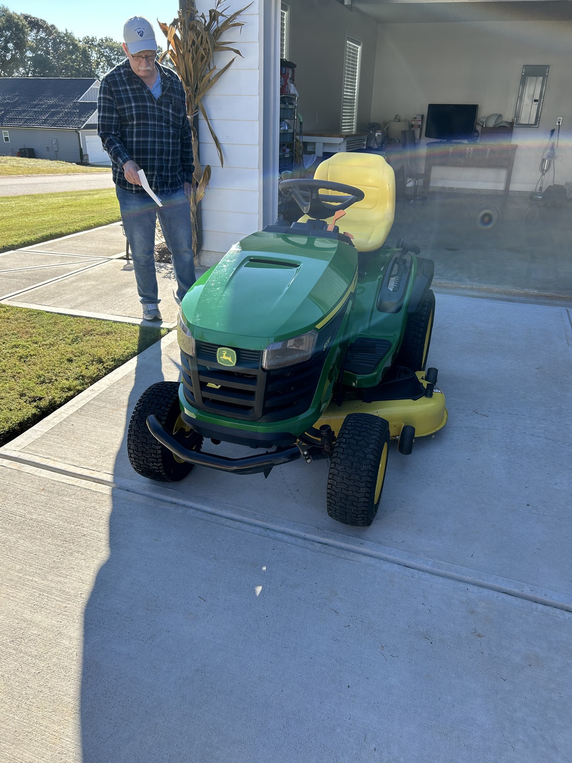 John Deere S170 Image 1