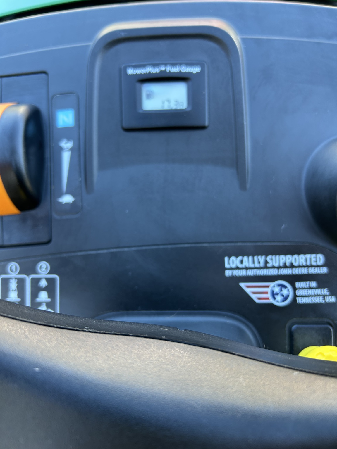 John Deere S170 Image 8