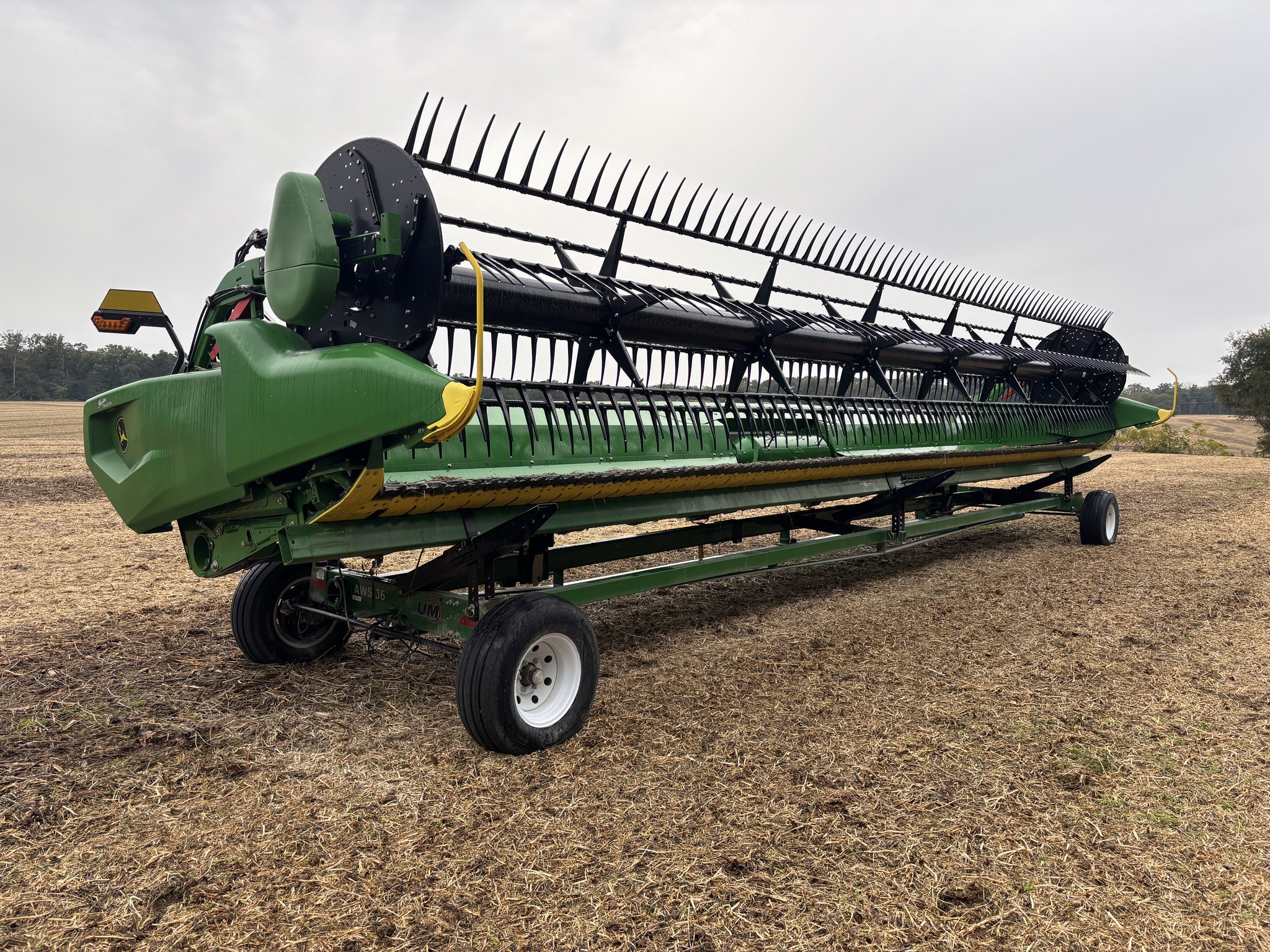  2025 John Deere RDF 35 at Heritage Tractor in Rockport, IL
