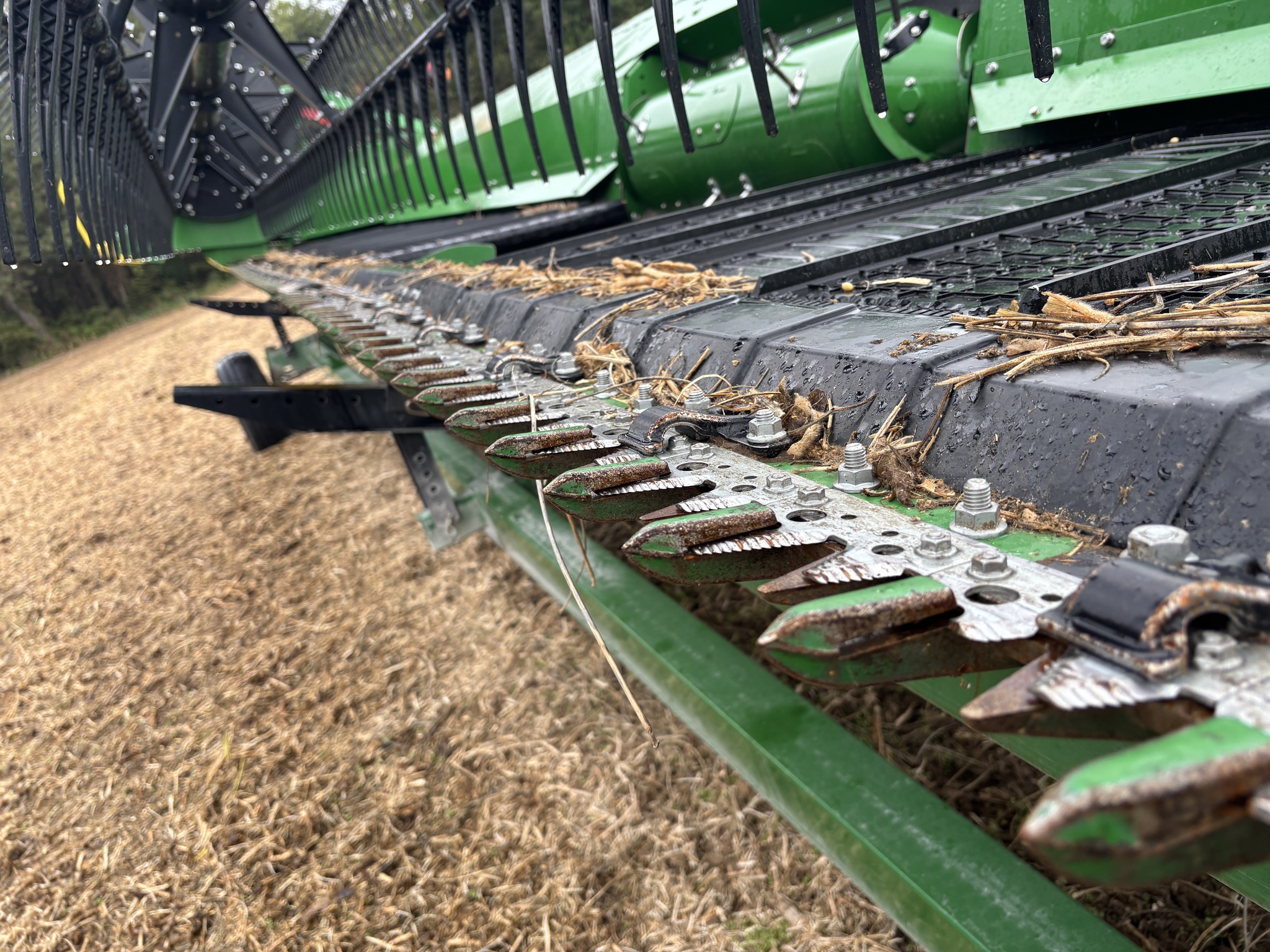  2025 John Deere RDF 35 at Heritage Tractor in Rockport, IL