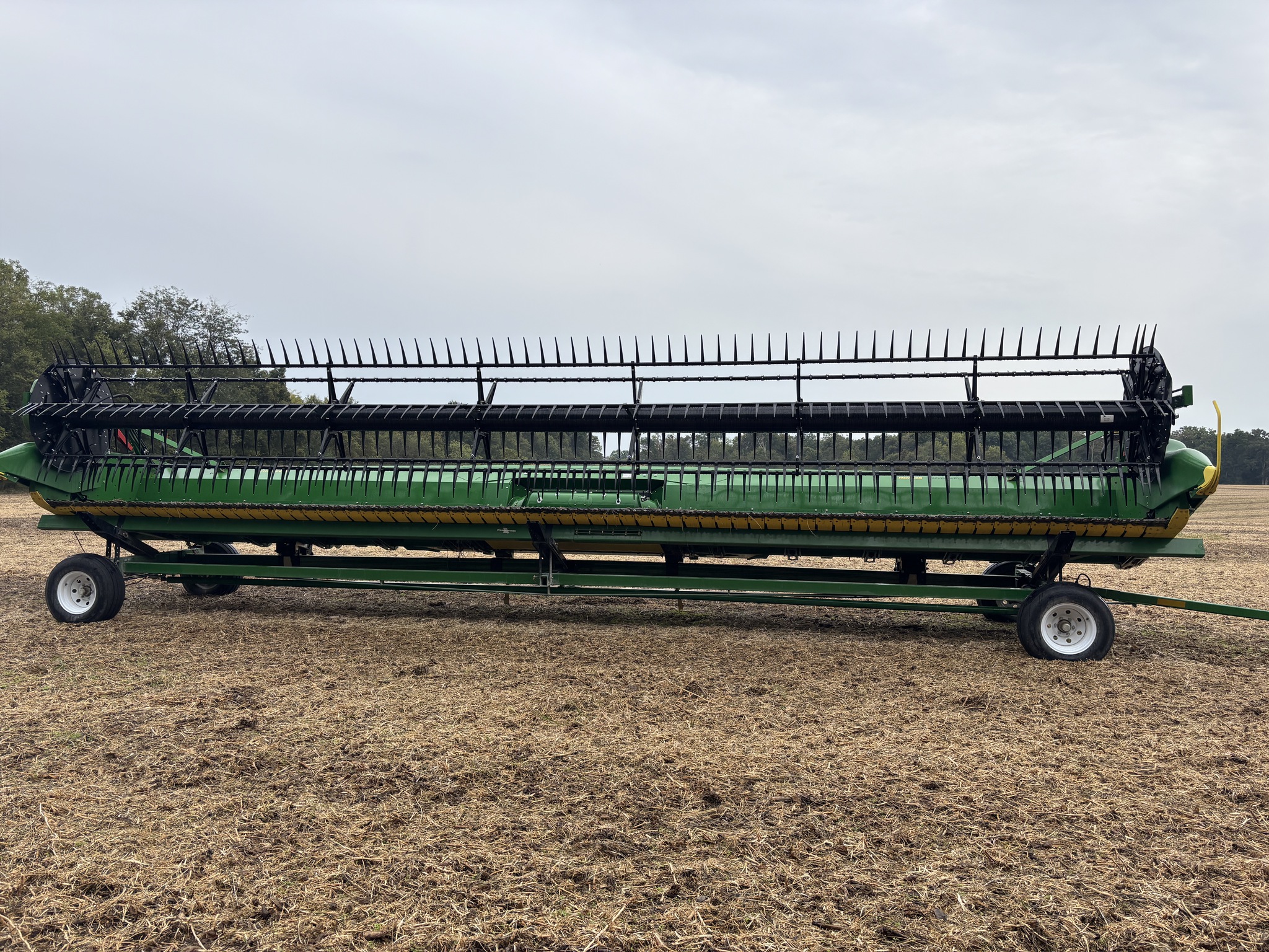  2025 John Deere RDF 35 at Heritage Tractor in Rockport, IL