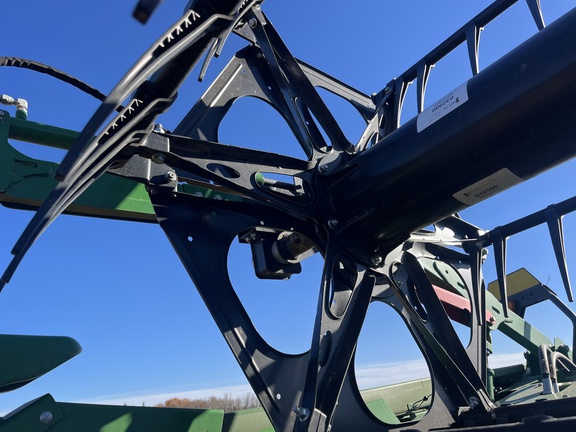 Used 2025 John Deere HDR 50 Combine Platforms at Horizon Ag & Turf in Westlock, AB - Photo10