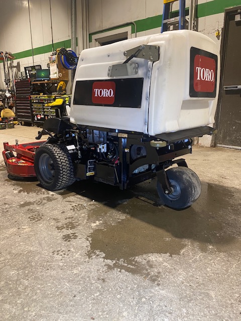 2014 Toro 8000 Image 1