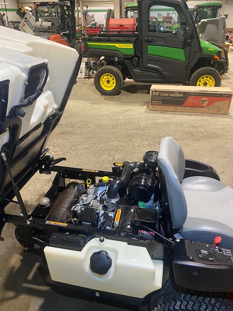 2014 Toro 8000 Image 5