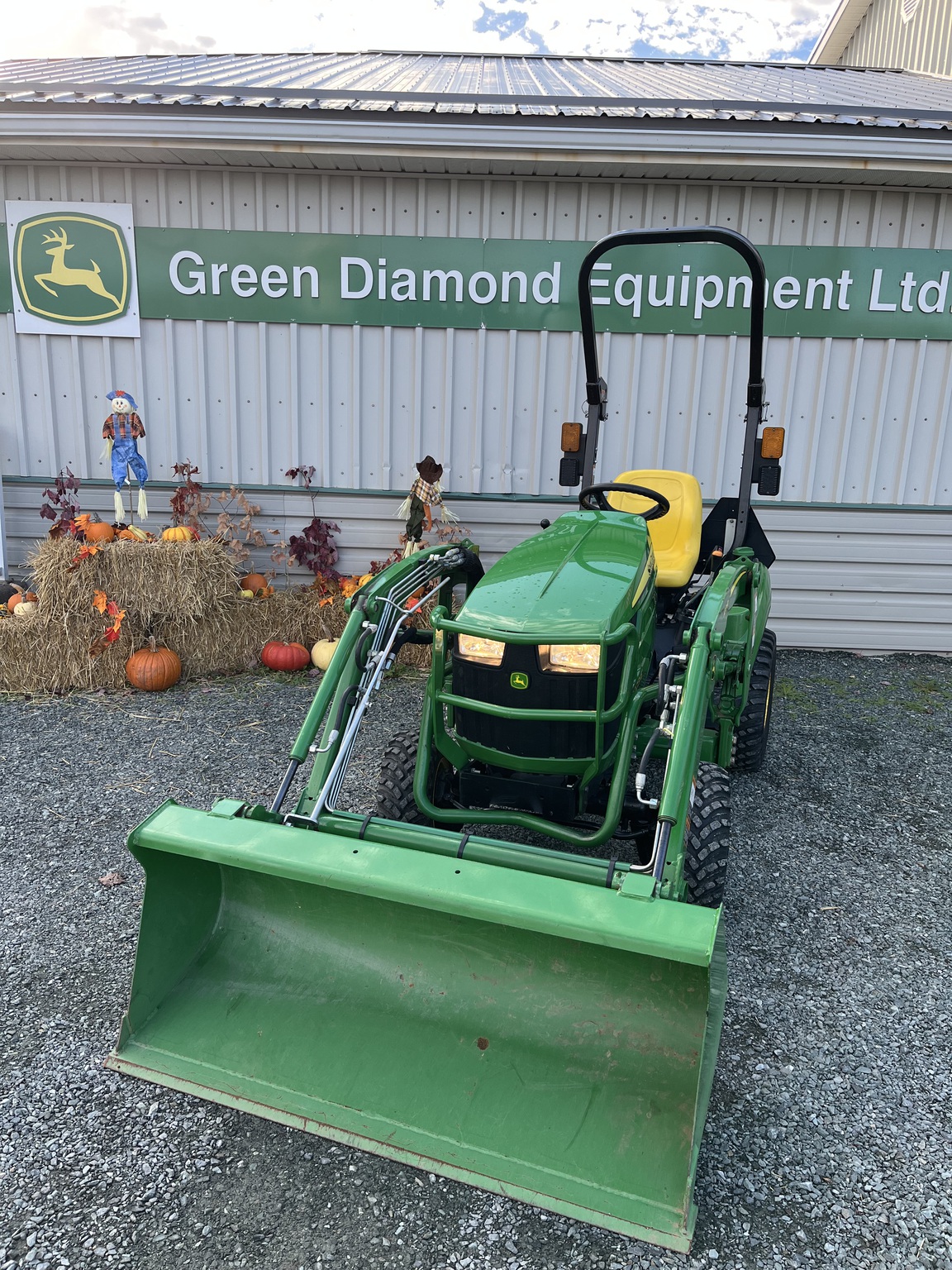 2021 John Deere 1023E Image 5