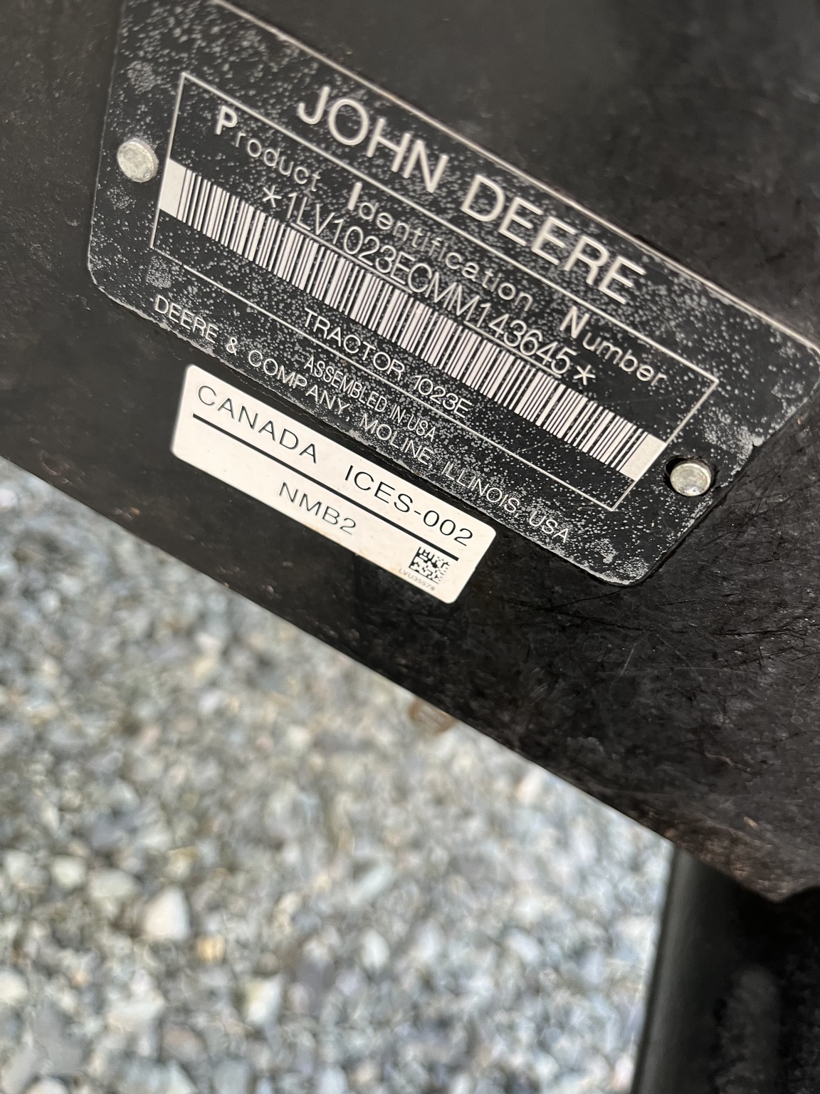 2021 John Deere 1023E Image 12