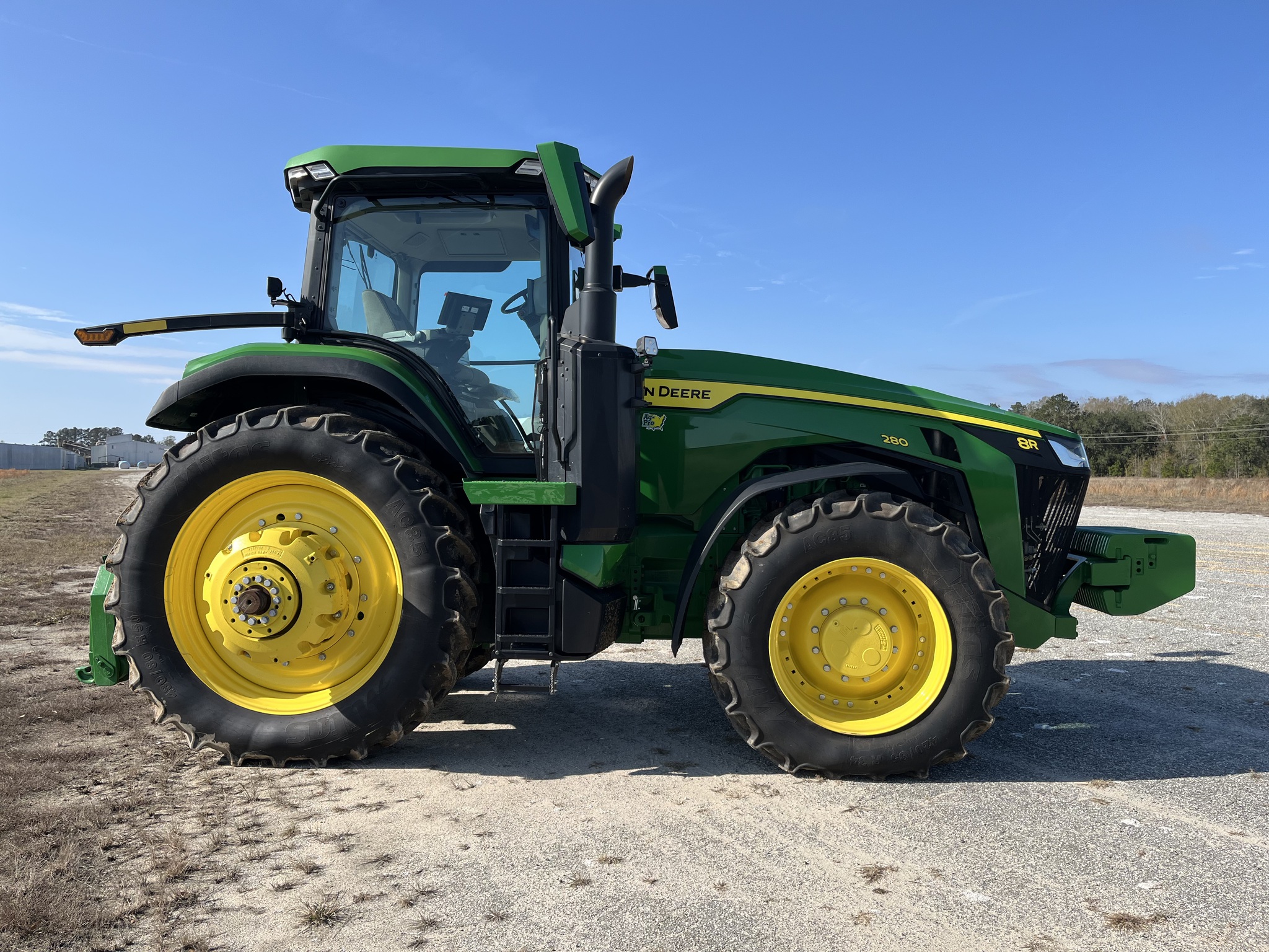 2024 John Deere 8R 280 Image 4
