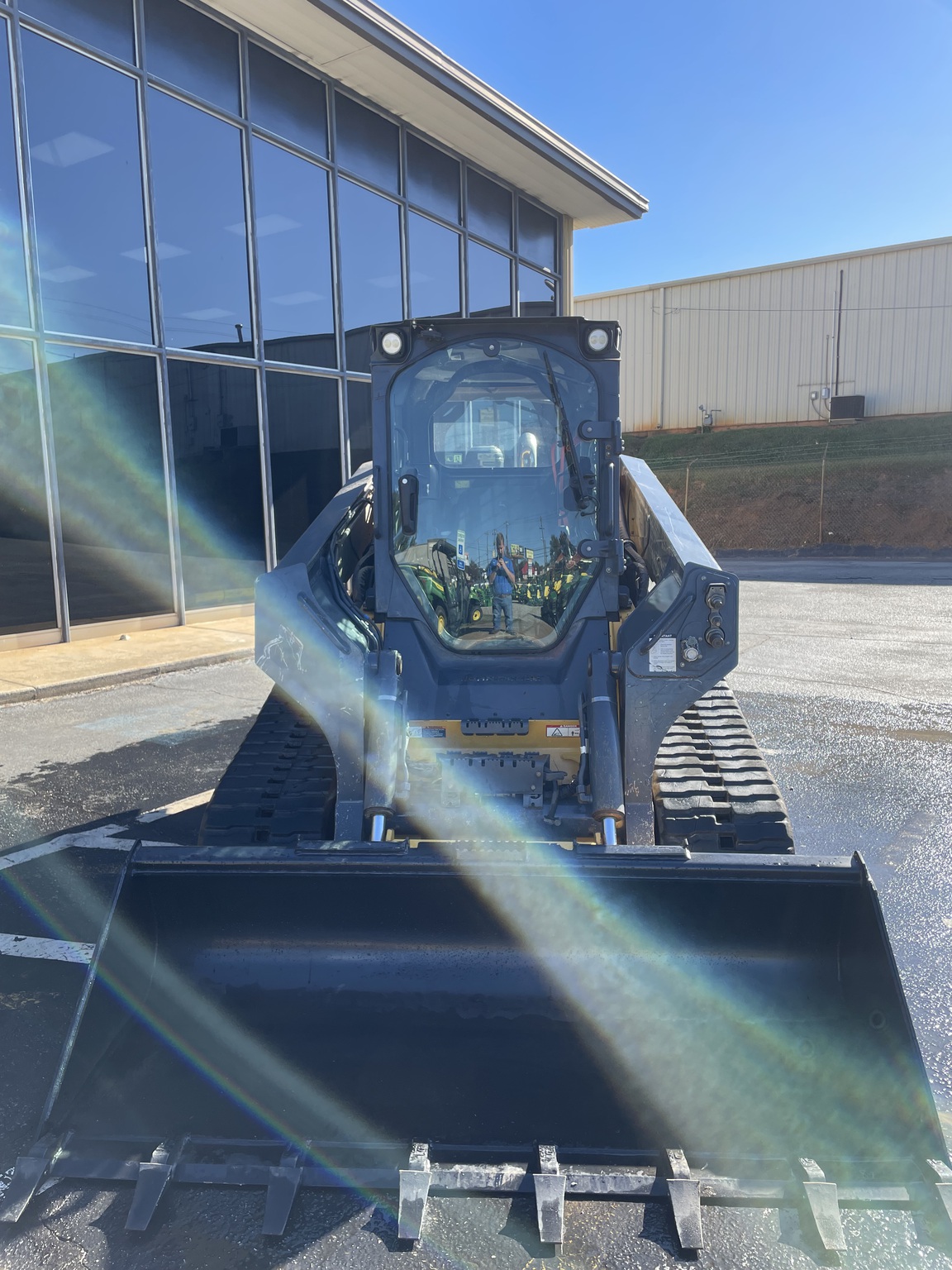 2023 John Deere 333G Image 8