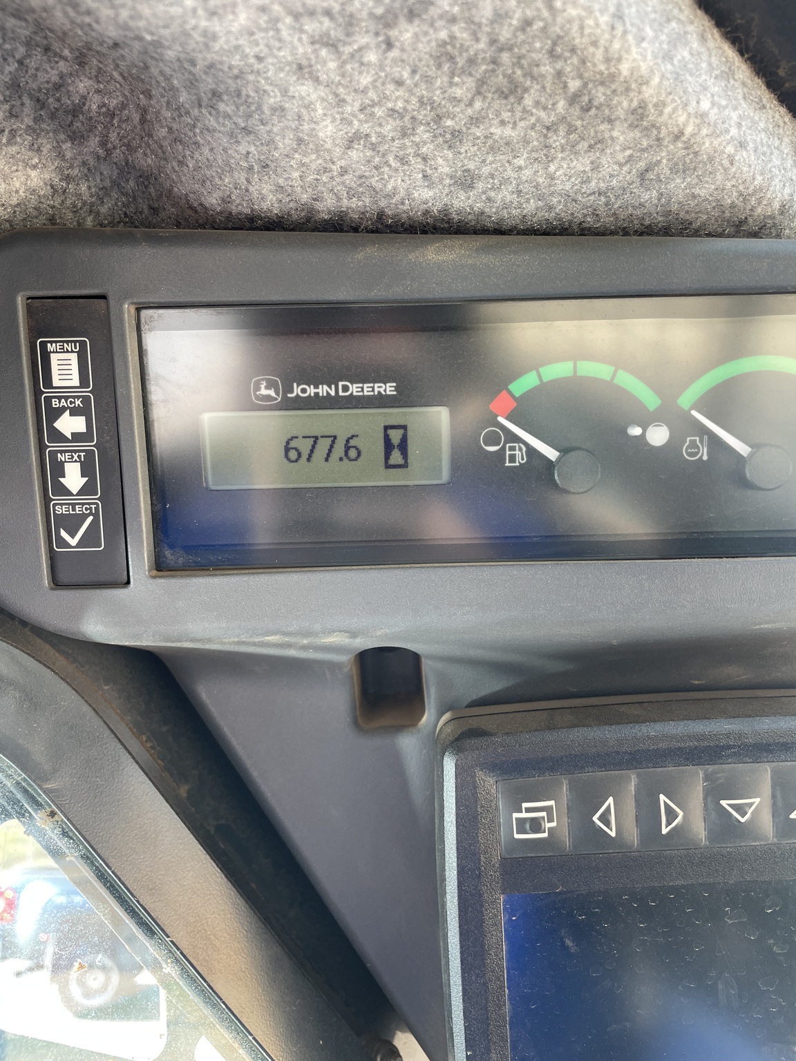 2023 John Deere 333G Image 10