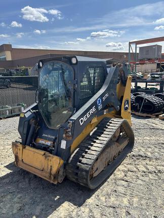 Photo of a 2023 John Deere 317G