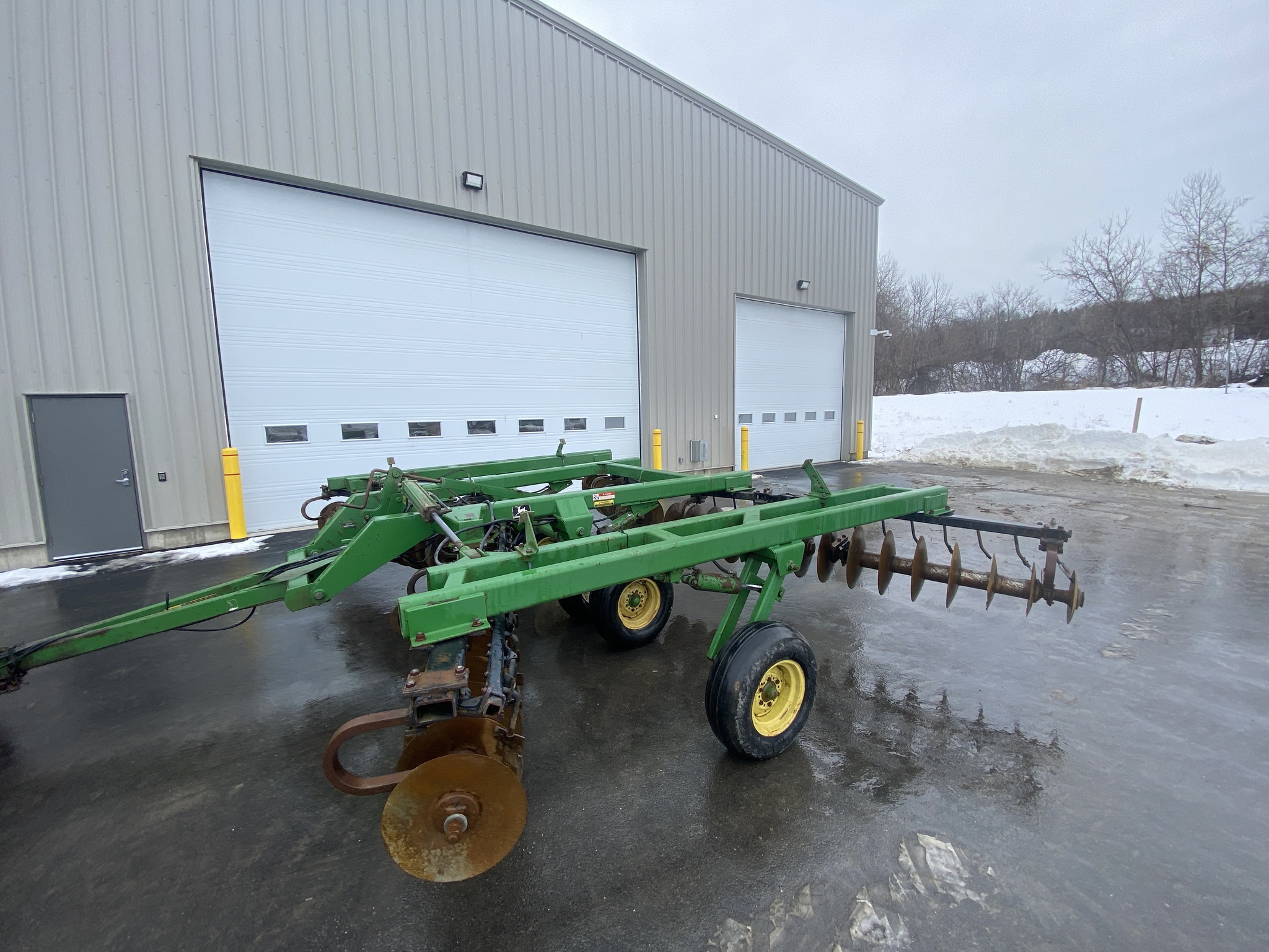 1989 John Deere 640 Image 1