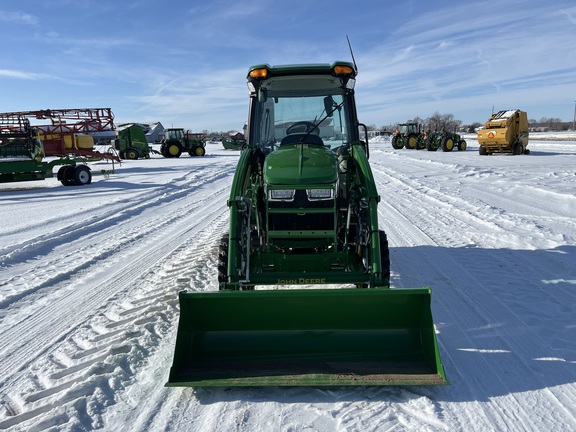 2025 John Deere 3046R - Photo2