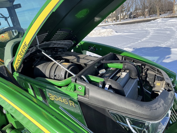 2025 John Deere 3046R - Photo19
