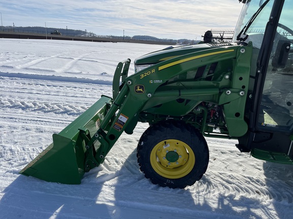 2025 John Deere 3046R - Photo30