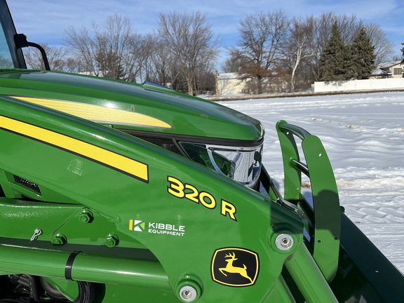 2025 John Deere 3046R - Photo33