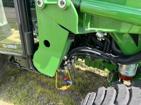 2025 John Deere 3046R - Photo25