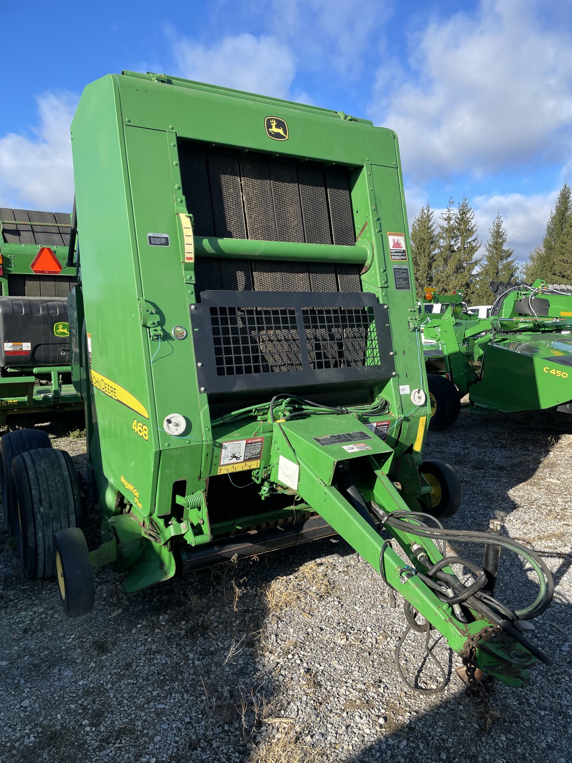 2008 John Deere 468 Image 2