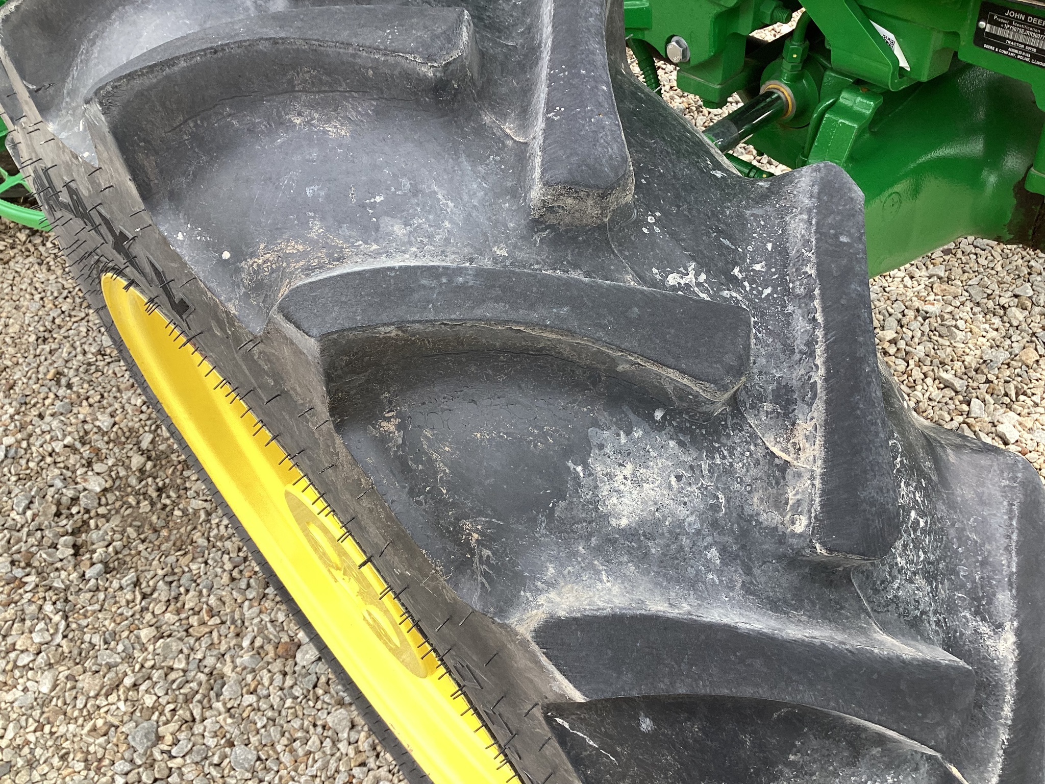 2024 John Deere 5075E Image 17