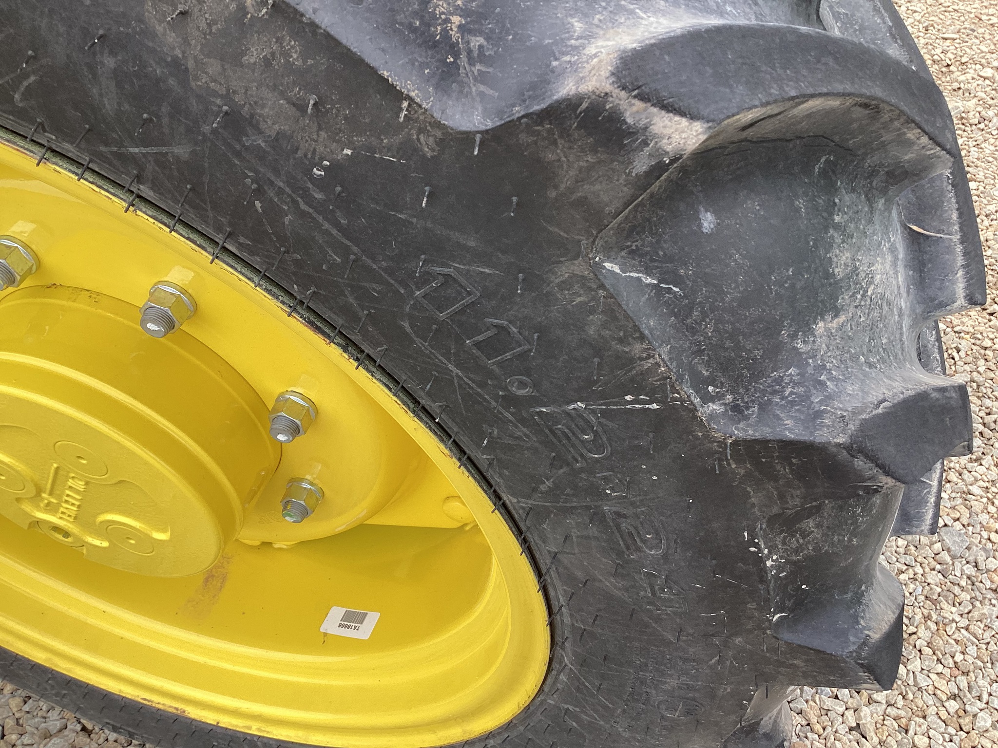 2024 John Deere 5075E Image 18