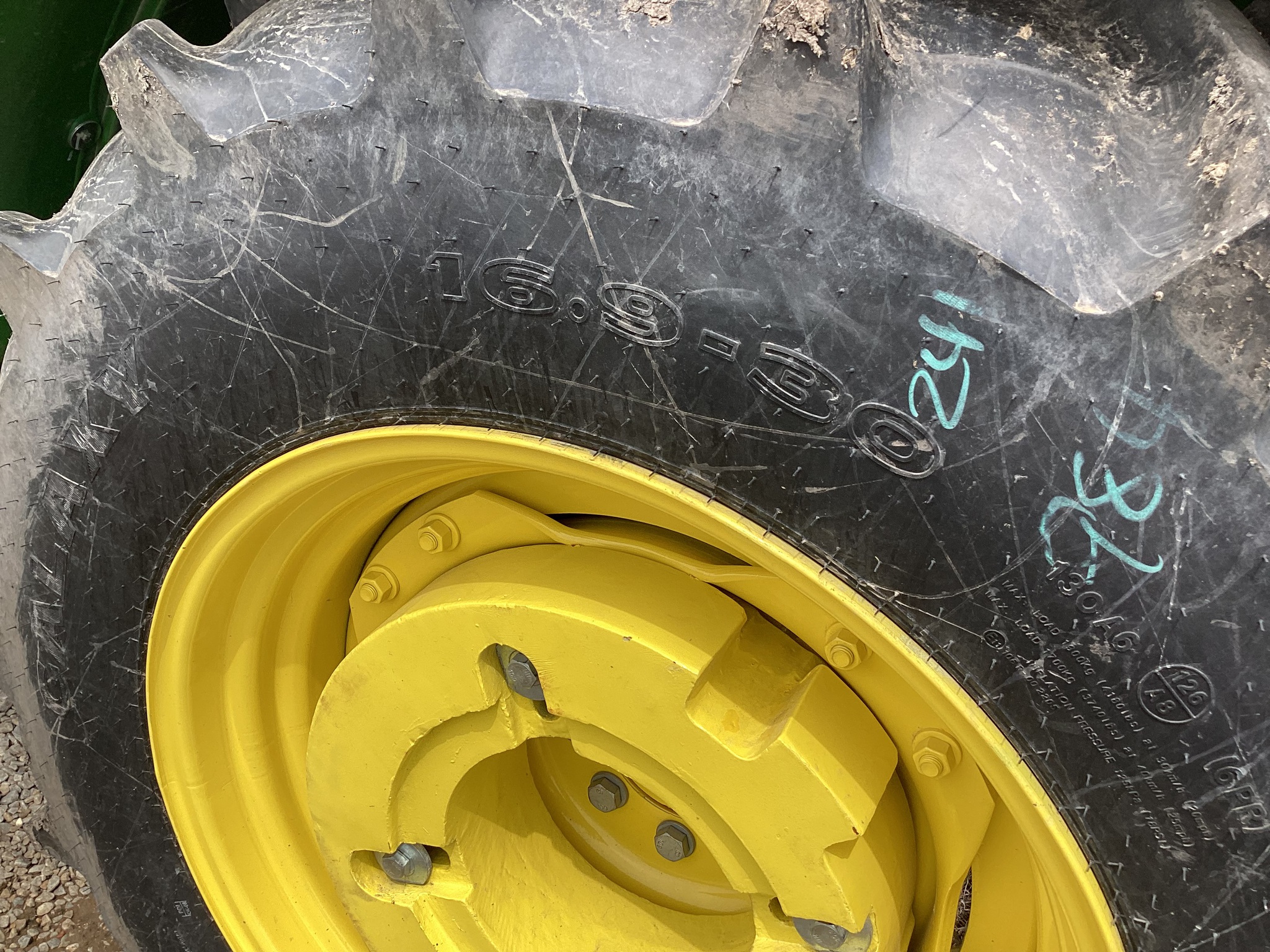 2024 John Deere 5075E Image 19