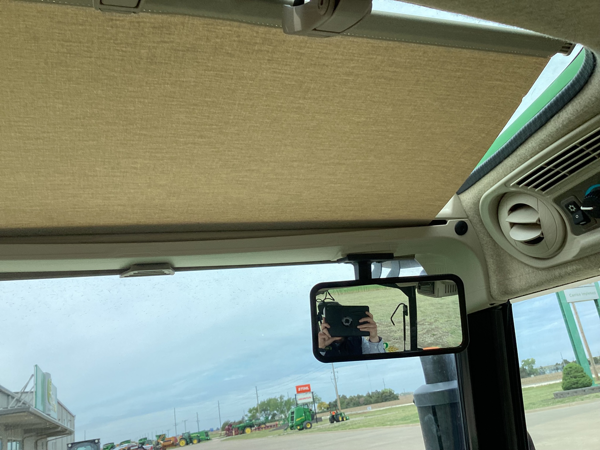 2024 John Deere 5075E Image 11