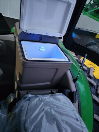 2025 John Deere 8R 370 - Photo11