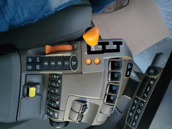 2025 John Deere 8R 370 - Photo12