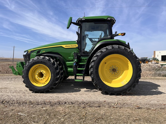 2025 John Deere 8R 370 - Photo8