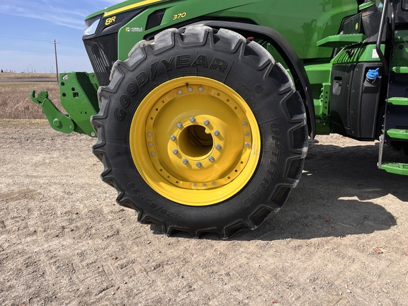 2025 John Deere 8R 370 - Photo9