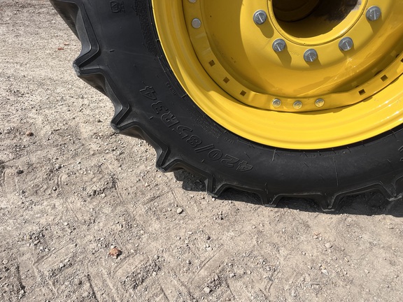 2025 John Deere 8R 370 - Photo10