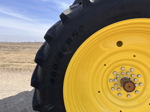 2025 John Deere 8R 370 - Photo16