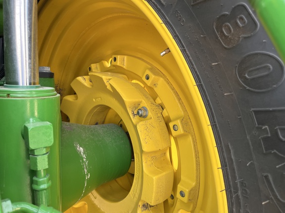 2025 John Deere 8R 370 - Photo18