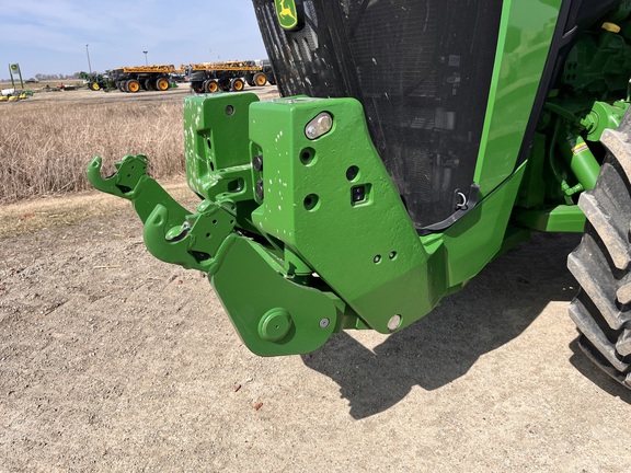 2025 John Deere 8R 370 - Photo23