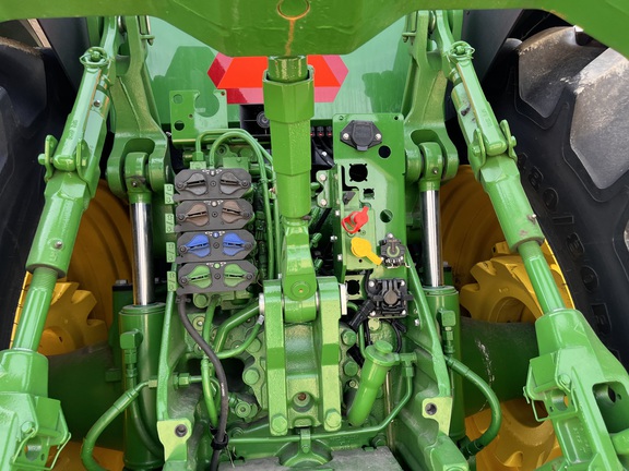 2025 John Deere 8R 370 - Photo30