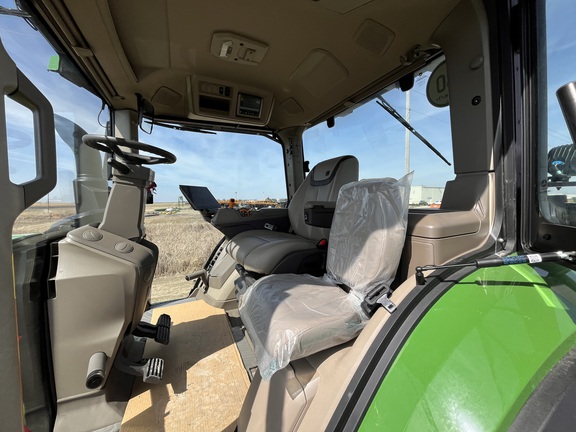 2025 John Deere 8R 370 - Photo35