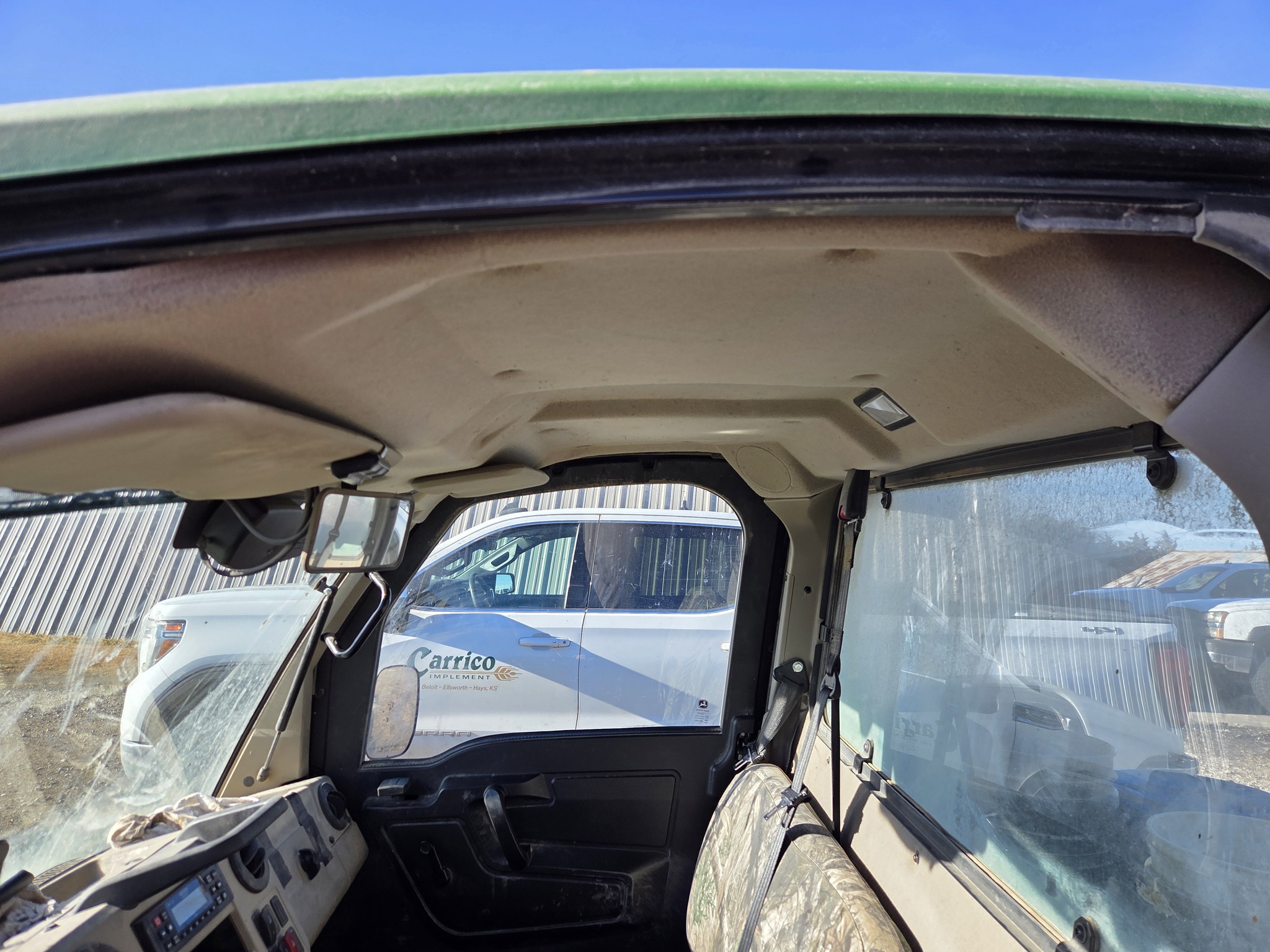 2024 John Deere 835r Image 6