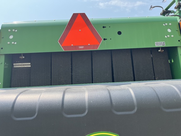 2020 John Deere 560M - Photo21