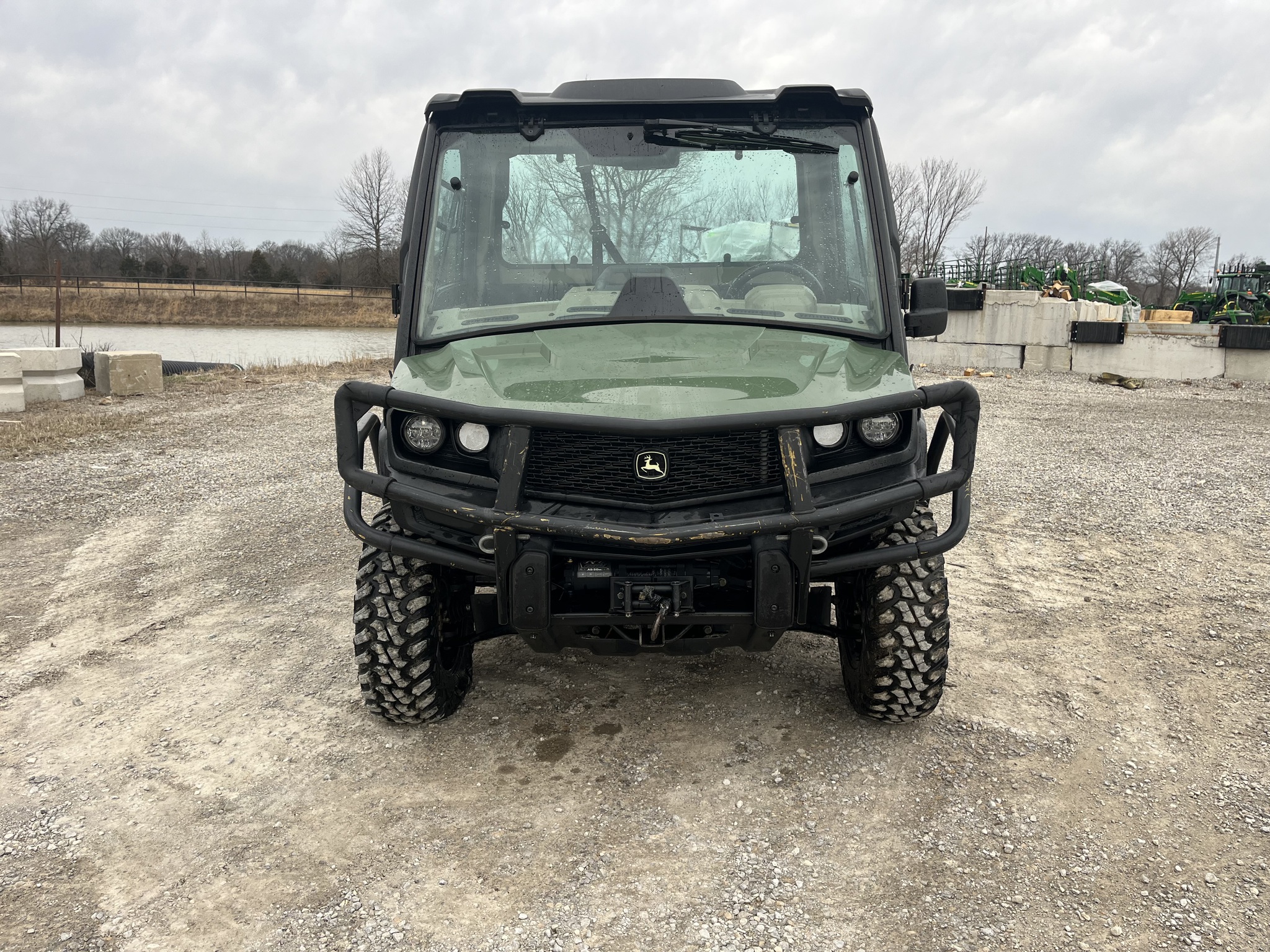  2019 John Deere XUV 835R at Heritage Tractor in Pittsburg, KS