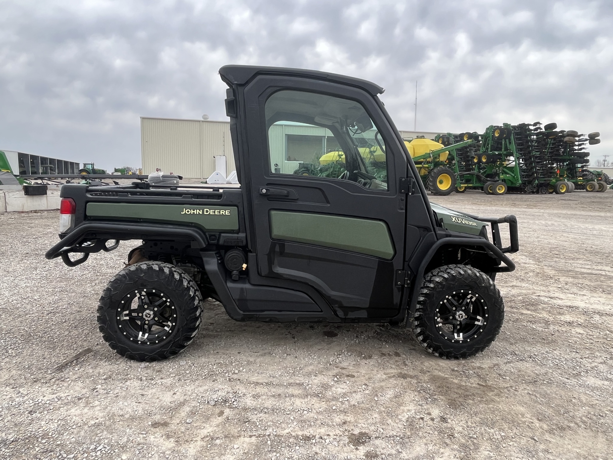  2019 John Deere XUV 835R at Heritage Tractor in Pittsburg, KS