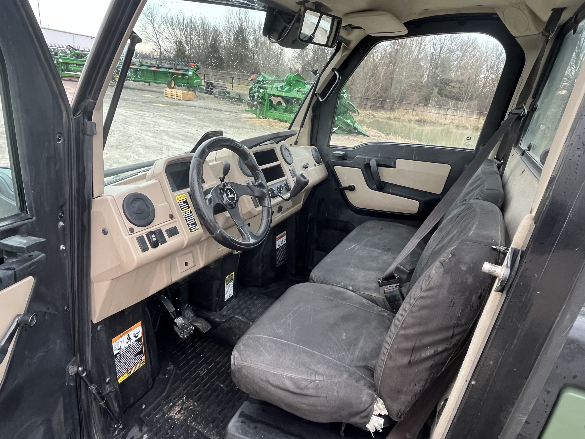  2019 John Deere XUV 835R at Heritage Tractor in Pittsburg, KS