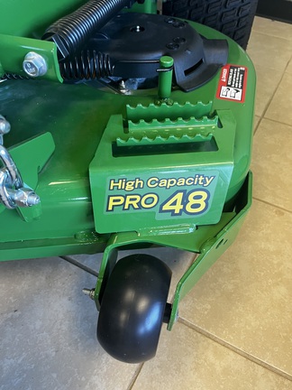 2025 John Deere Z720E-5