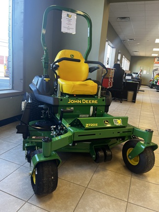 2025 John Deere Z720E