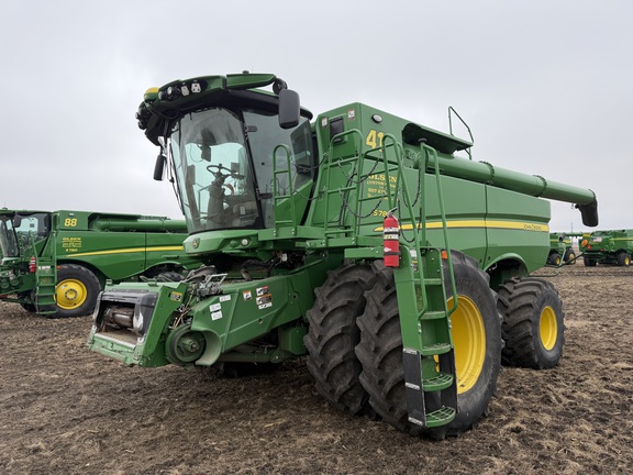2023 John Deere S780 - Photo7