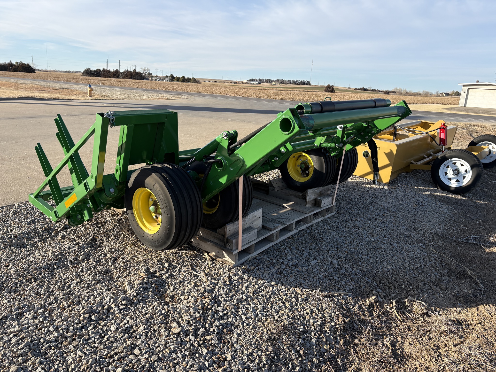 2022 John Deere A520R Image 2